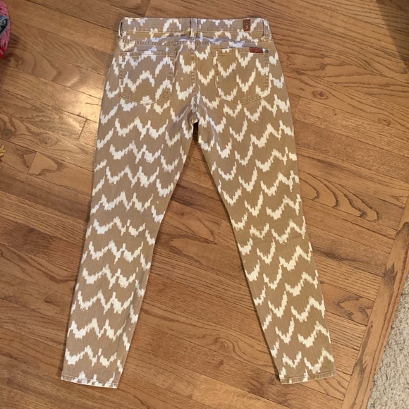 7 For All Mankind Chevron Cropped Pants - Picture 2 of 4